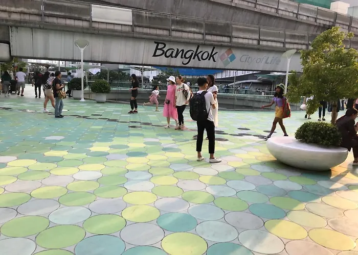 Narasiri Place ホステル *
